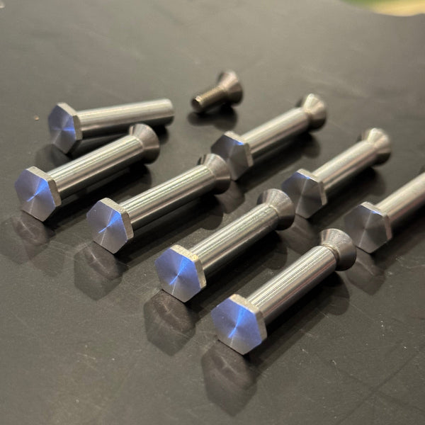 Labeda Torx Axle & Screw Kit (4 Pack)